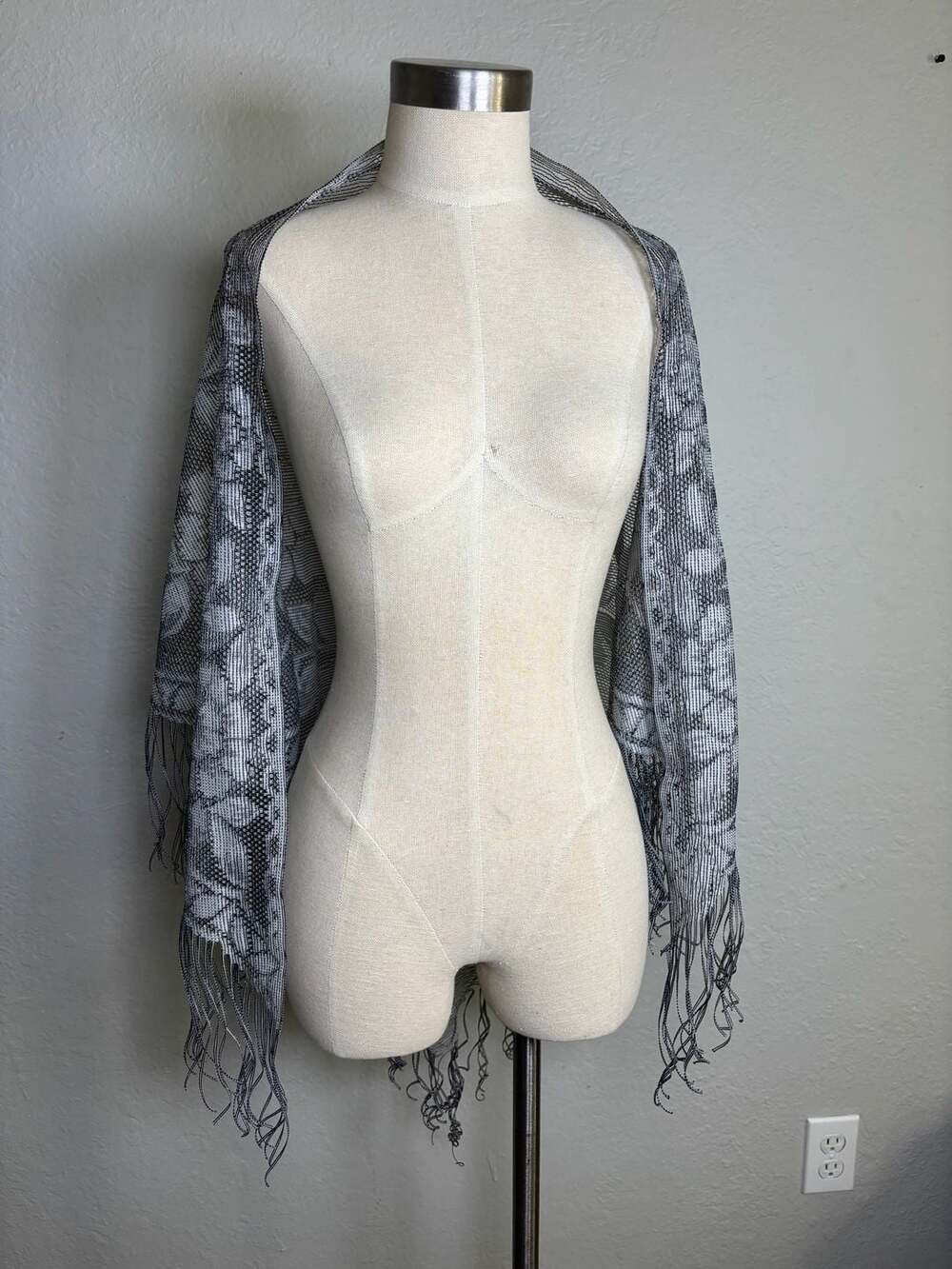 Vintage Japanese Metallic Mesh Shawl With Red Velvet Roses, 90s Silver Black Got
